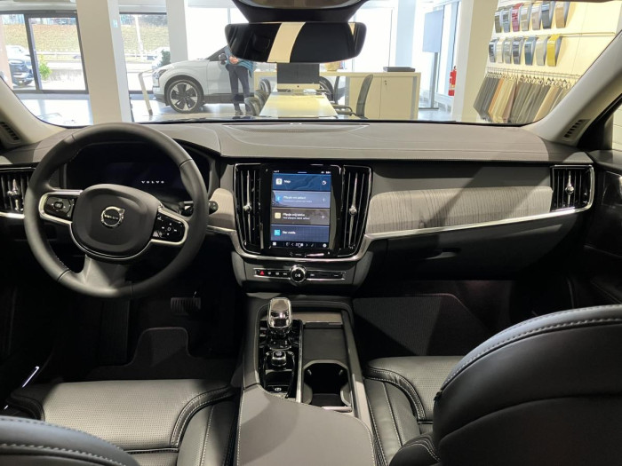 Volvo V90 B4 AWD AUT CROSS COUNTRY PLUS 2.0 Plus
