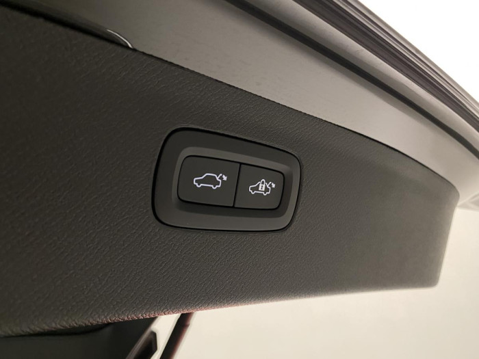 Volvo XC90 B5 AWD AUT BRIGHT ULTRA 7-míst