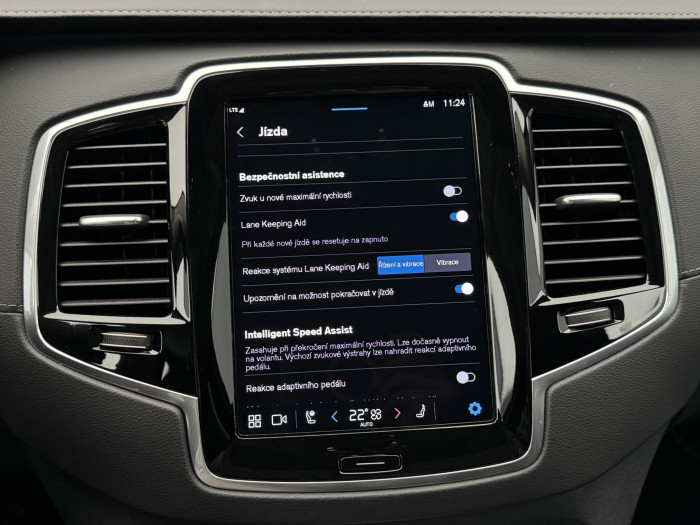 Volvo XC90 T8 AWD RECHARGE ULTIMATE 1.maj