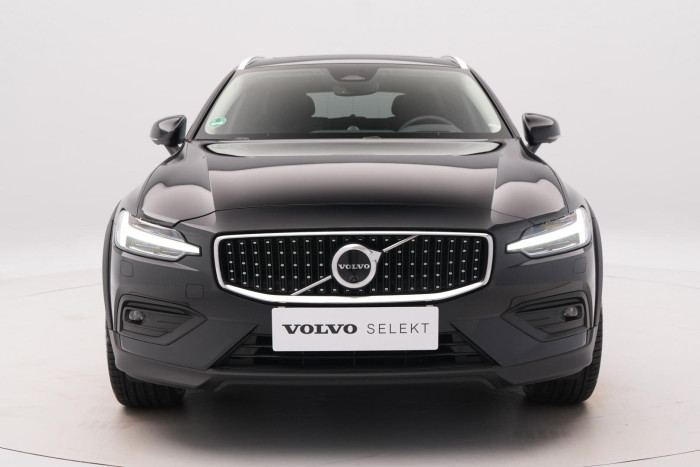 Volvo V60 CC B5 AWD ULTIMATE REZERVACE 2.0 CC CC