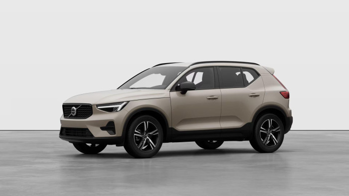 Volvo XC40 B3 AUT DARK PLUS