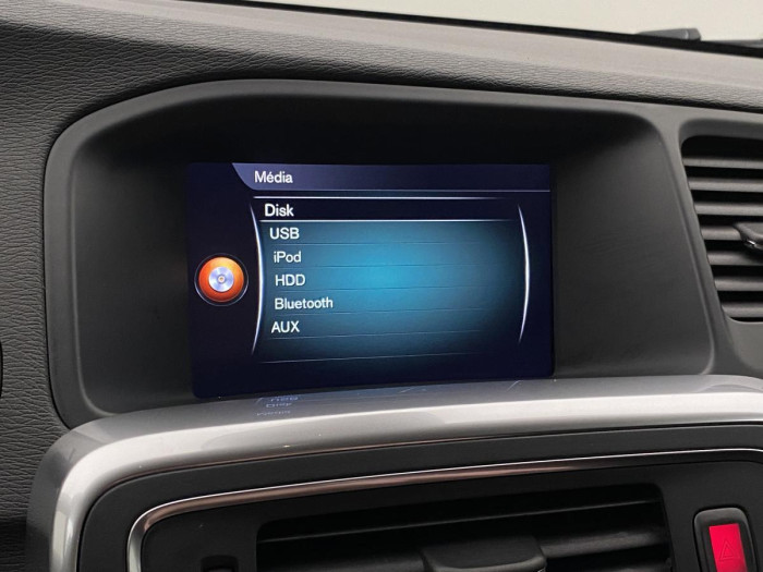 Volvo V60 D2 NAVIGACE 1.maj. REZERVACE 2.0 d