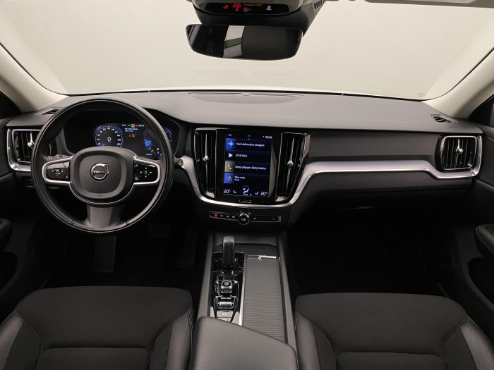 Volvo V60 CC B4 AWD MOMENTUM AUT 1.maj. 2.0 CC CC Momentum
