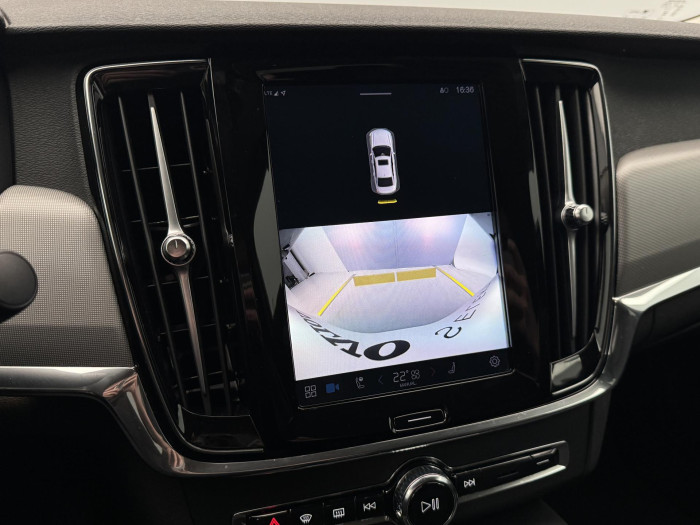 Volvo S90 T8 AWD RECHARGE AUT 1.maj.