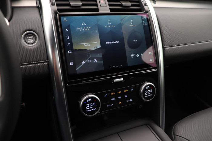 Land Rover Discovery D250 R-DYNAMIC SE REZERVACE 3.0 d Dynamic SE