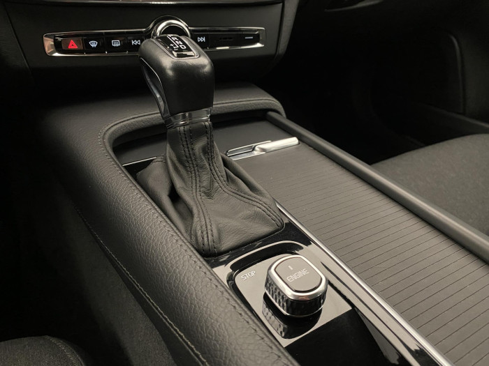 Volvo V90 D3 MOMENTUM AUT 2.0 d Momentum