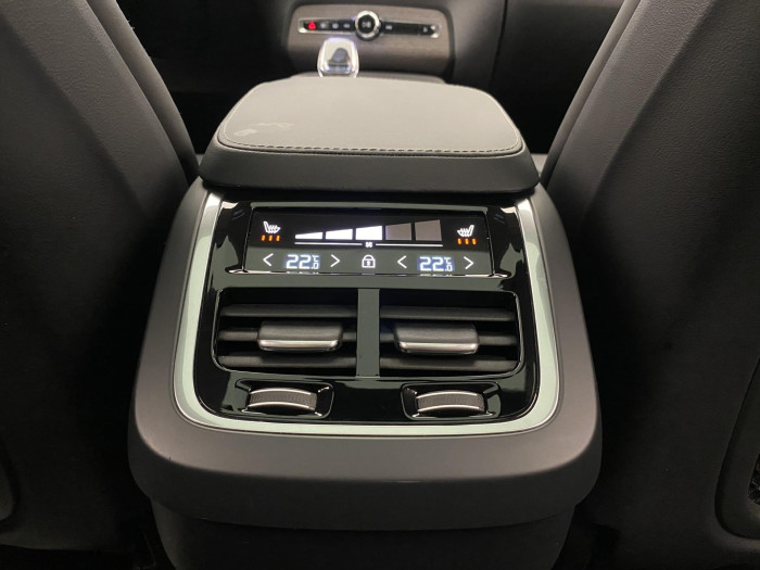 Volvo XC90 B5 AWD BRIGHT ULTIMATE CZ 7m