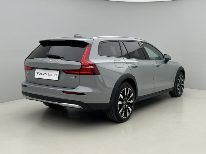 Volvo V60 CC B5 AWD PLUS BRIGHT AUT