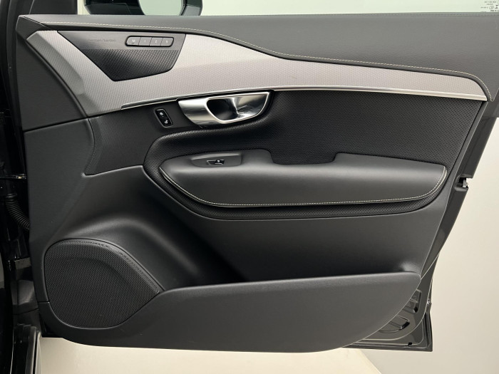 Volvo XC90 T8 AWD RECHARGE R-DESIGN 7MÍST