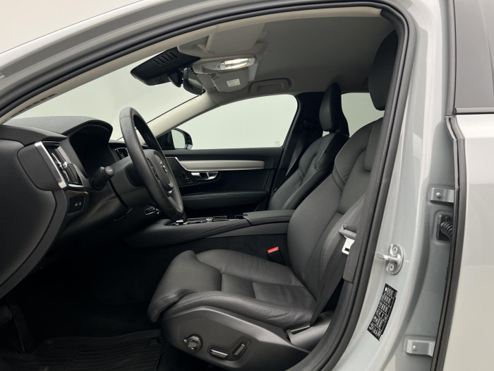 Volvo V90 T6 AWD RECHARGE PLUS DARK AUT