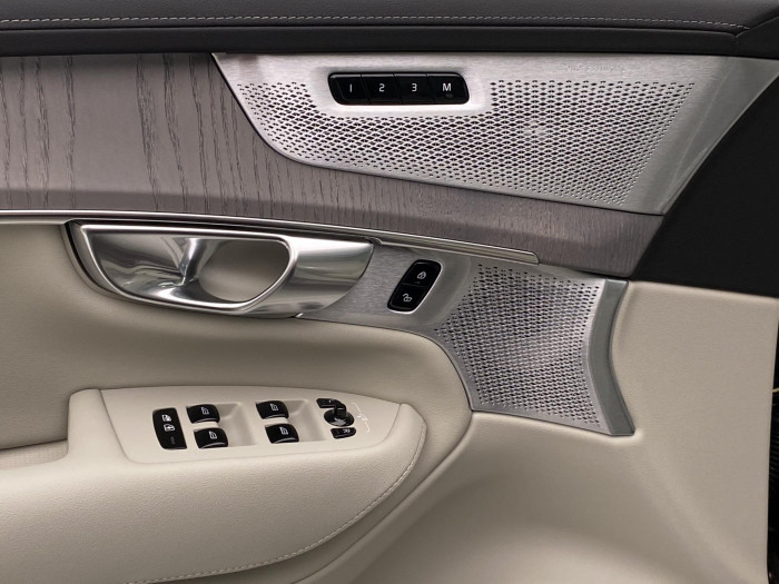 Volvo XC90 T8 AWD RECHARGE BRIGHT PLUS 7m