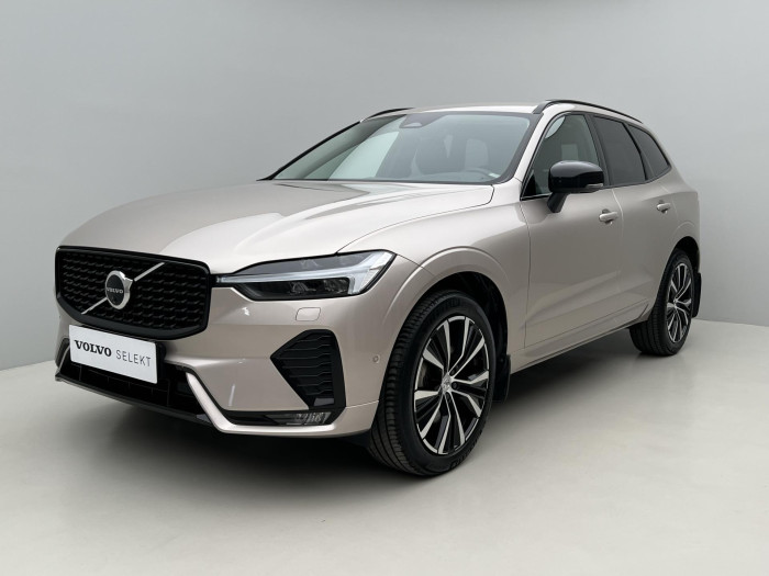 Volvo XC60 B4 AWD PLUS DARK AUT 1.maj.
