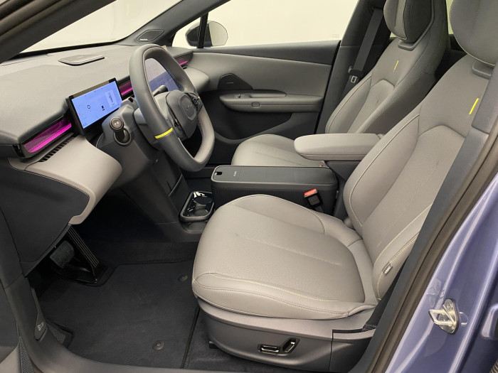 Lynk & Co 02 MORE předváděcí vůz