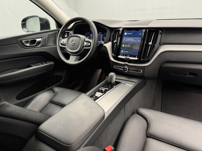 Volvo XC60 B4 AWD DARK PLUS AUT
