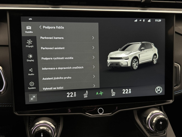 Lynk & Co 01 PHEV DCT AUT 1.maj