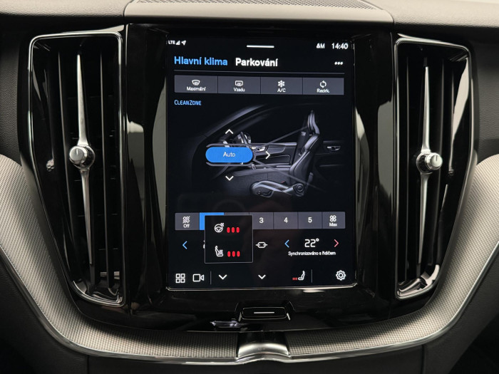 Volvo XC60 B5 AWD DARK PLUS AUT