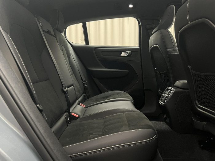 Volvo C40 RECHARGE TWIN MOTOR 1.maj.