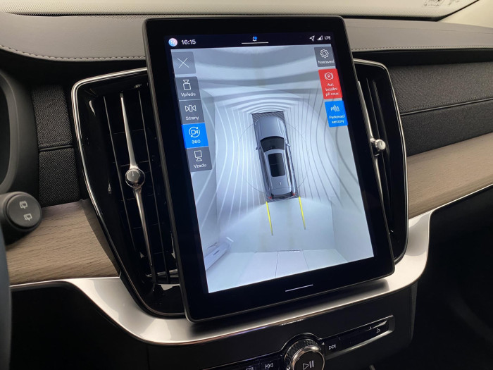 Volvo XC90 B5 AWD AUT DARK PLUS 7míst