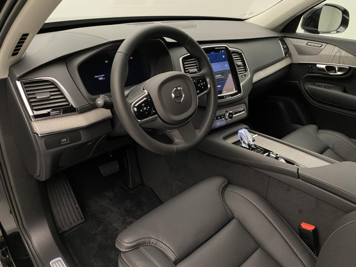 Volvo XC90 B6 AWD AUT BRIGHT PLUS 7-míst 2.0 Plus