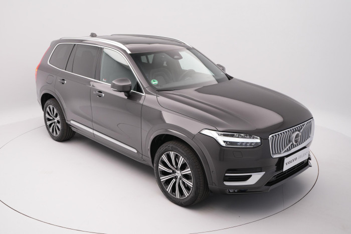 Volvo XC90 B5 AWD ULTIMATE REZERVACE