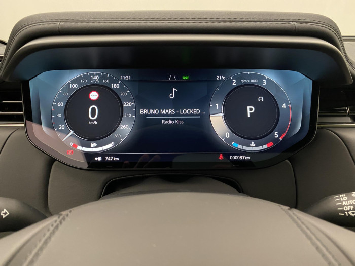 Land Rover Range Rover Sport D250 DYNAMIC SE AWD REZERVACE 3.0 d Dynamic SE