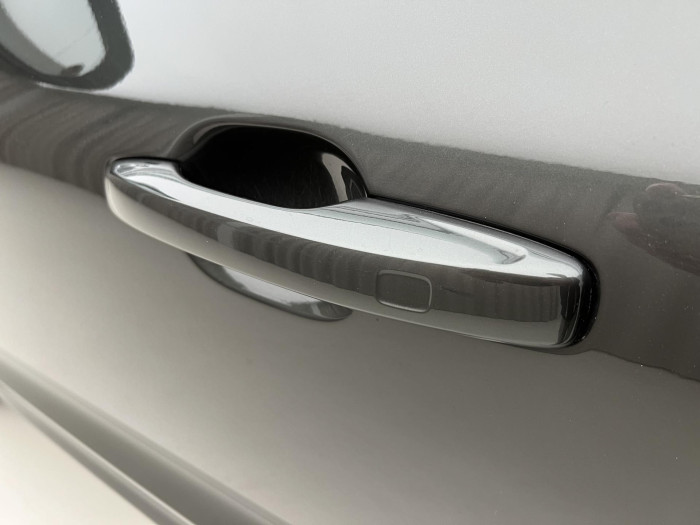 Volvo XC60 B5 AWD R-DESIGN AUT