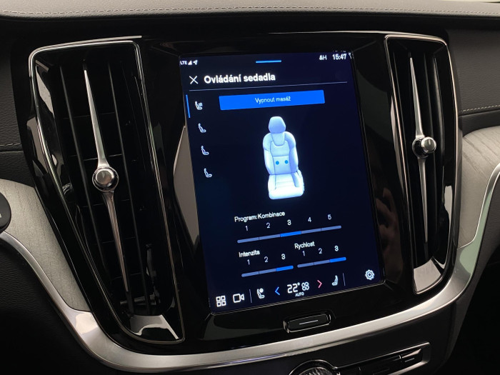 Volvo V60 CC B5 AWD BRIGHT REZERVACE 2.0 CC CC