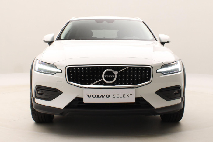 Volvo V60 CC D4 AWD PRO REZERVACE 2.0 d CC CC