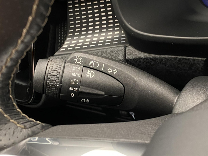 Volvo XC40 D4 AWD R-DESIGN AUT 2.0 d