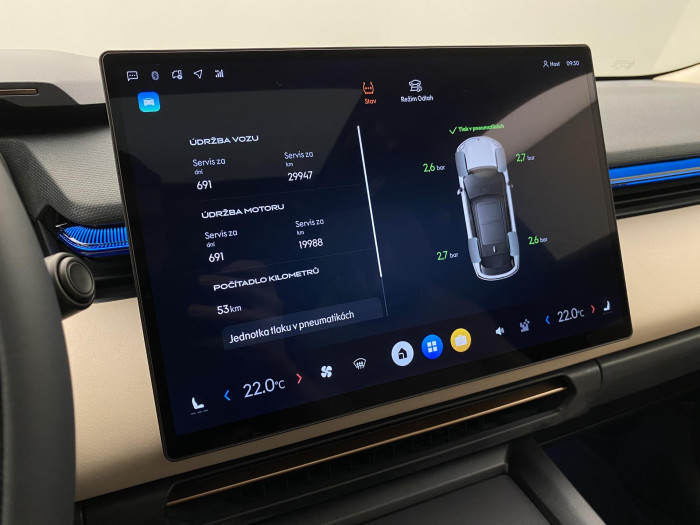 Lynk & Co 08 MORE PHEV