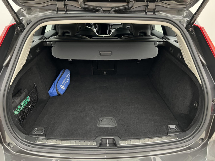 Volvo V60 B4 MOMENTUM AUT 2.0 Momentum