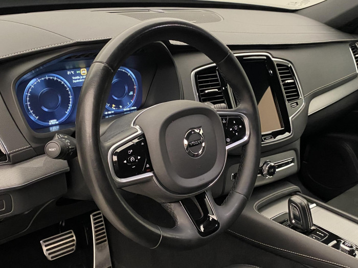 Volvo XC90 B5 AWD R-DESIGN AUT