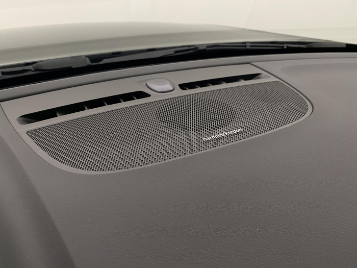 Volvo XC40 B4 AUT PLUS BLACK EDITION