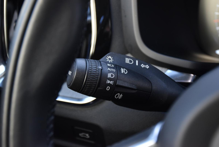 Volvo V60 CC B4 AWD ADVANCED REZERVACE 2.0 CC CC