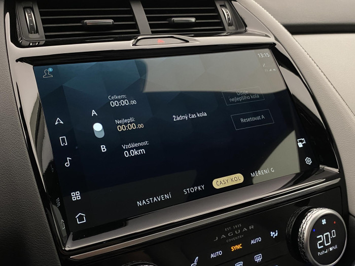 Jaguar E-Pace P250 SE  R-DYNAMIC REZERVACE 2.0 SE Dynamic