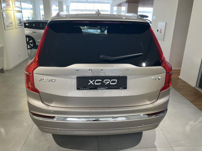 Volvo XC90 T8 AWD AUT  ULTRA 7-míst