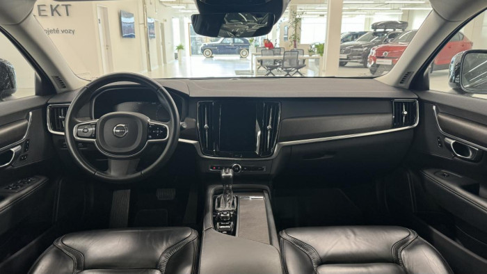 Volvo V90 CROSS COUNTRY T5 REZERVACE