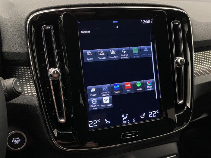 Volvo XC40 T3 R-DESIGN AUT 1.maj.