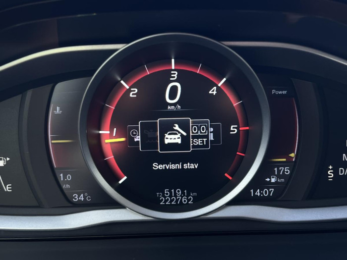 Volvo V60 D4 NEZ.TOPENÍ Aut 2.0 d