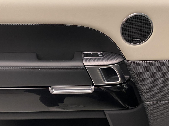 Land Rover Range Rover Sport 4.4 SDV8 AWD HSE REZERVACE