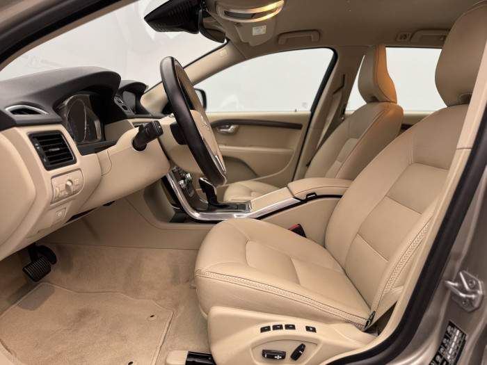 Volvo XC70 D4 AWD SUMMUM AUT 2.4 d Summum