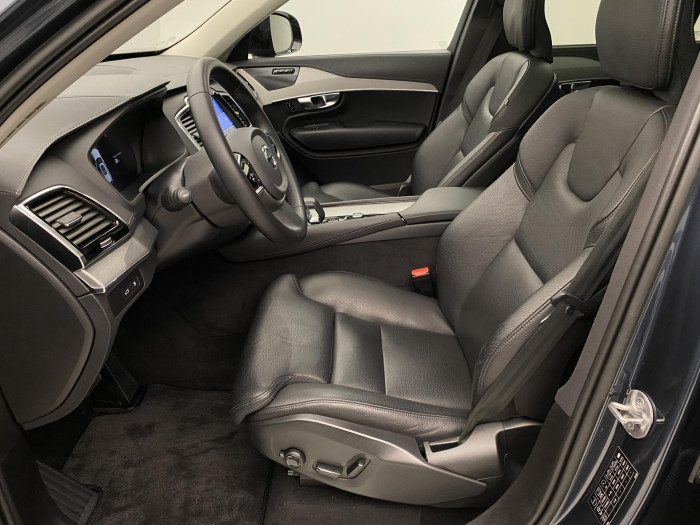 Volvo XC90 T8 AWD RECHARGE PLUS DARK AUT