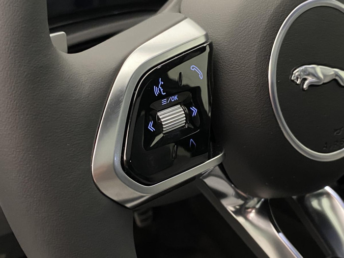 Jaguar E-Pace P250 R-DYNAMIC SE AWD AUT 2.0 Dynamic SE