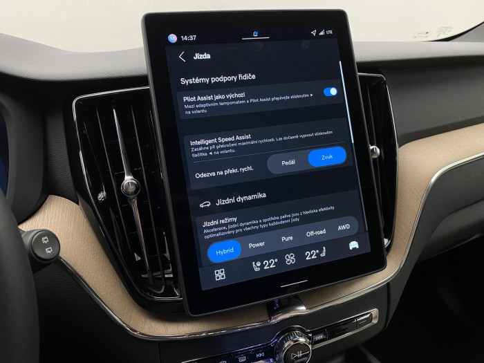 Volvo XC60 T6 AWD AUT DARK PLUS