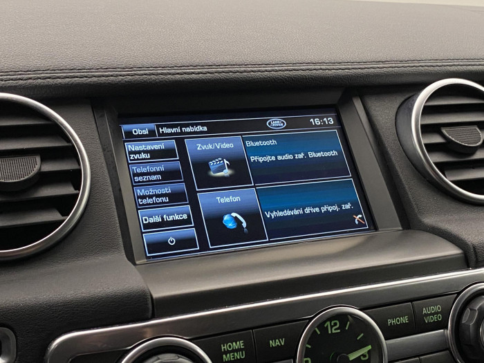 Land Rover Discovery 3.0 TDV6 S AWD REZERVACE