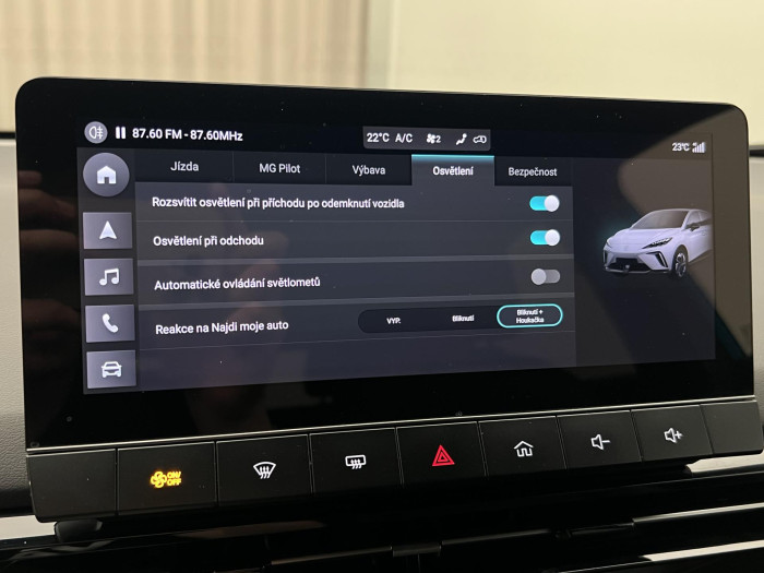 MG MG4 EV EXCLUSIVE 64 kWh CZ 1.maj. Exclusive