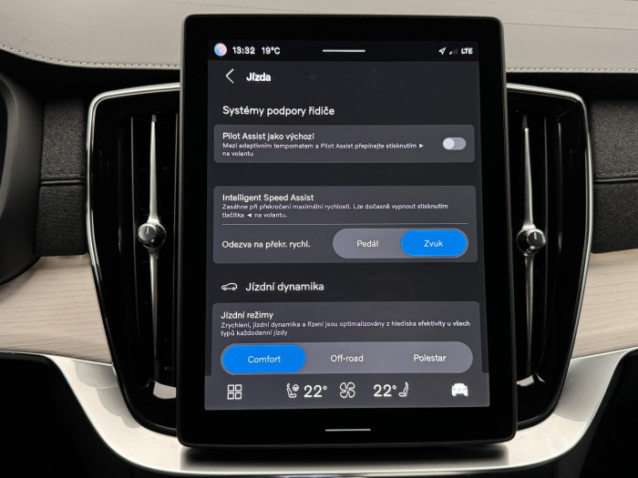 Volvo XC90 B5 AWD PLUS BRIGHT CZ 1.maj