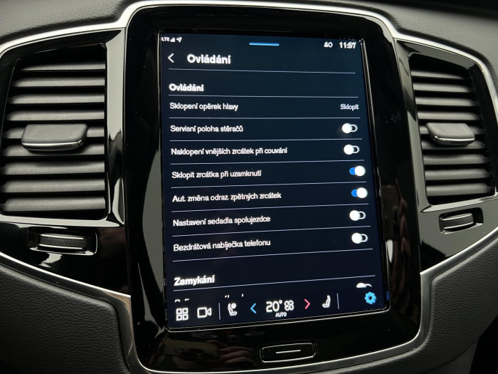 Volvo XC90 T8 AWD RECHARGE ULTRA DARK AUT