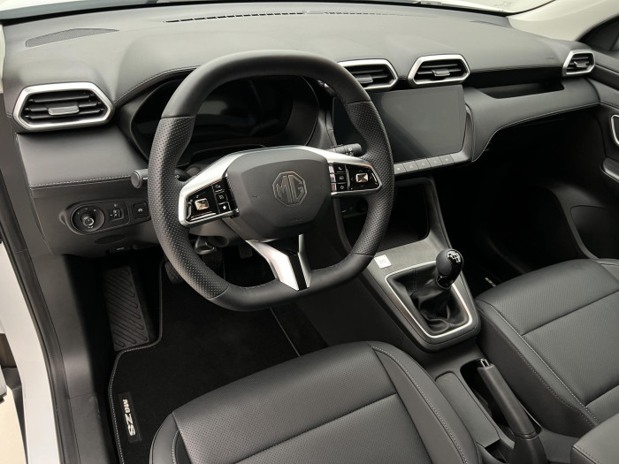 MG ZS 1.5 ICE ELEGANCE CZ 1.maj. 1.5 Elegance