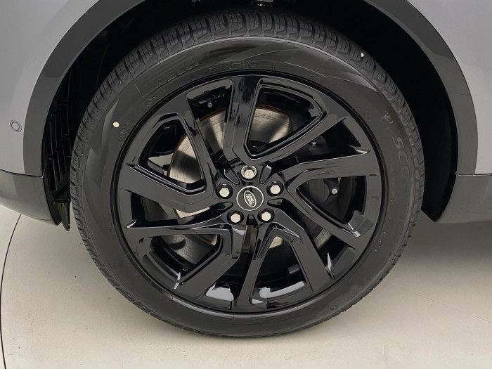 Land Rover Discovery D350 DYNAMIC SE AWD REZERVACE 3.0 d Dynamic SE